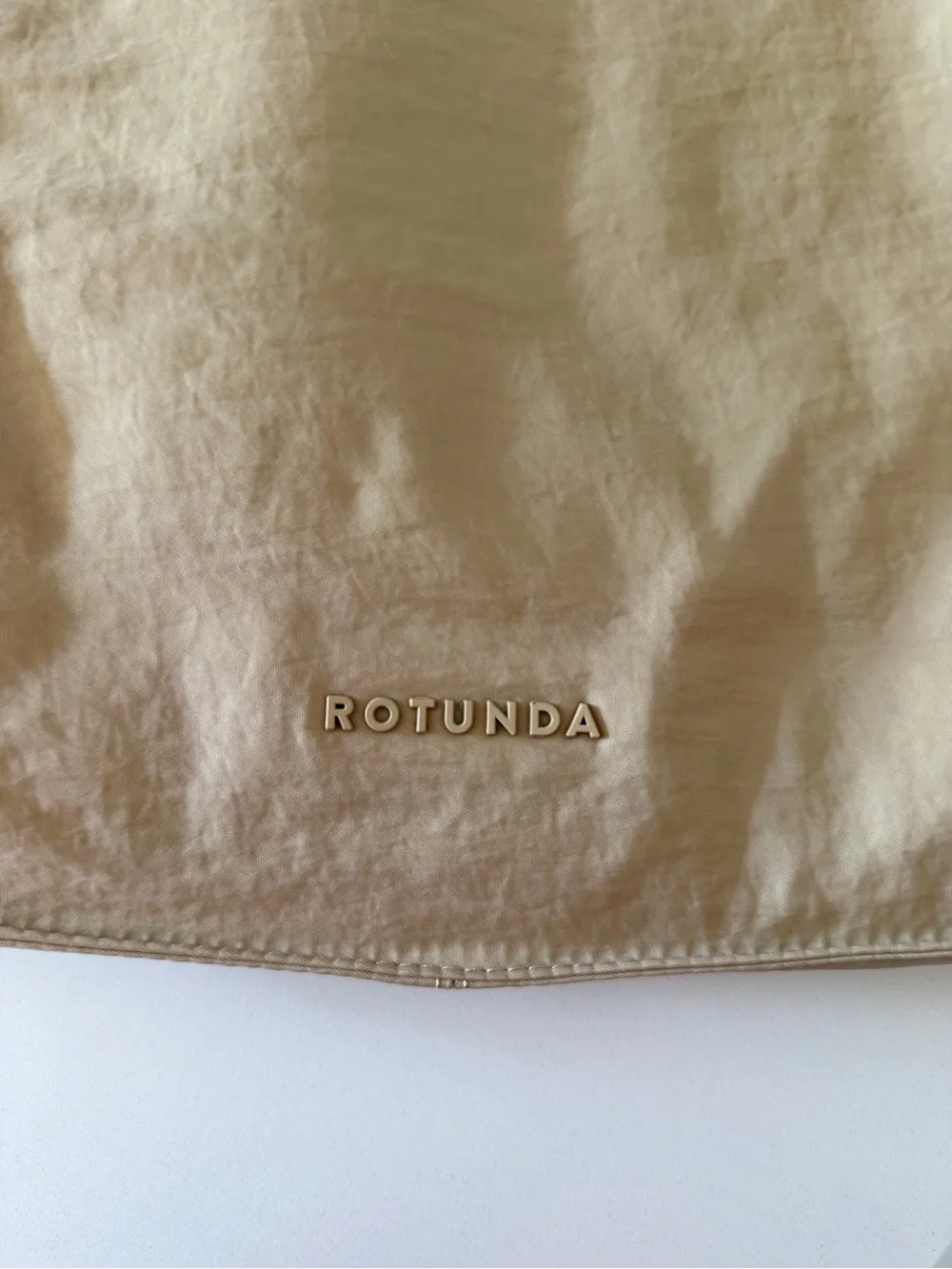 Rotunda Sant Hobo Gold Shoulder Bag with Green Rope Handle